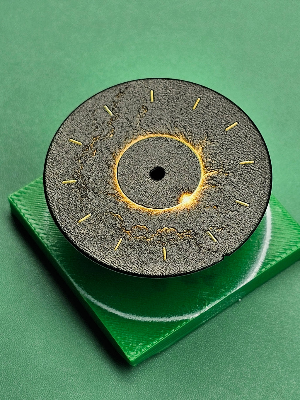 Solar Eclipse NH Dial