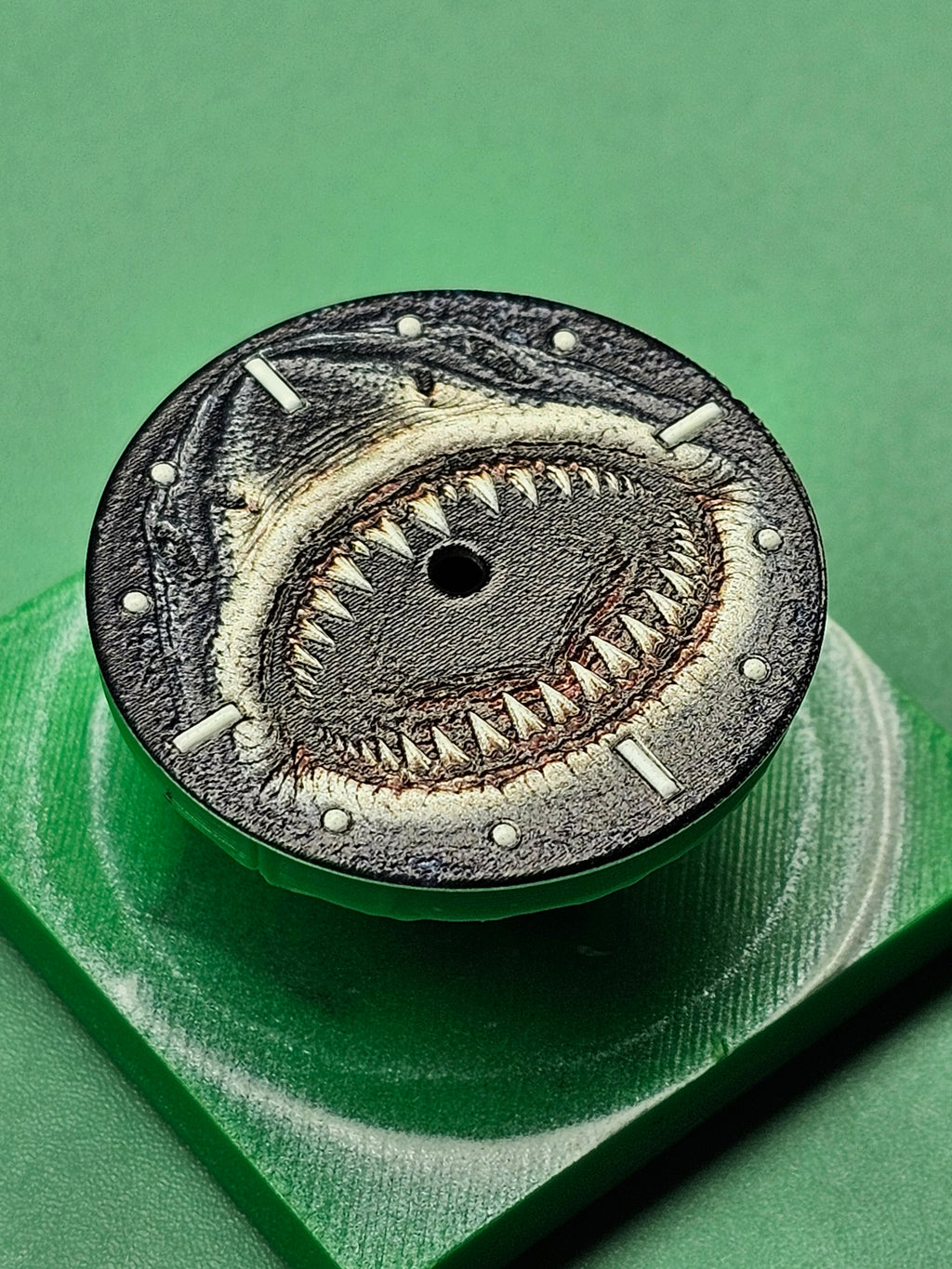 Shark Jawz NH Dial