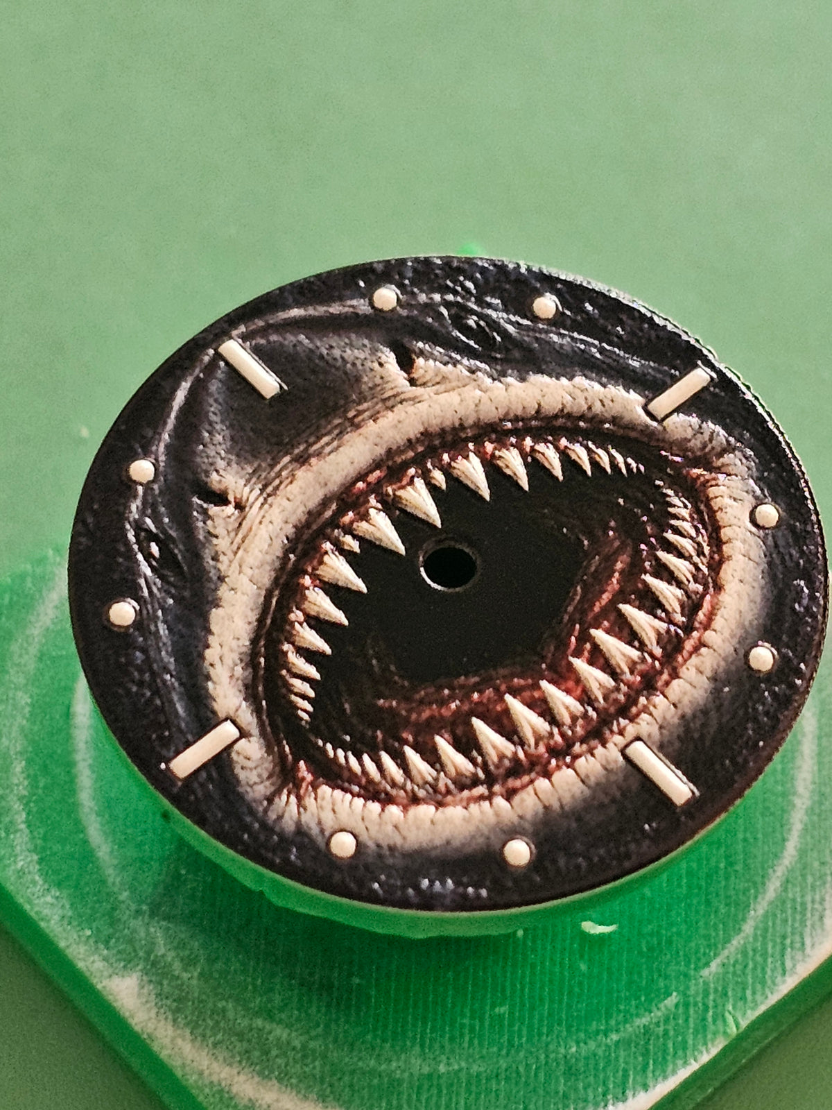 Shark Jawz NH Dial