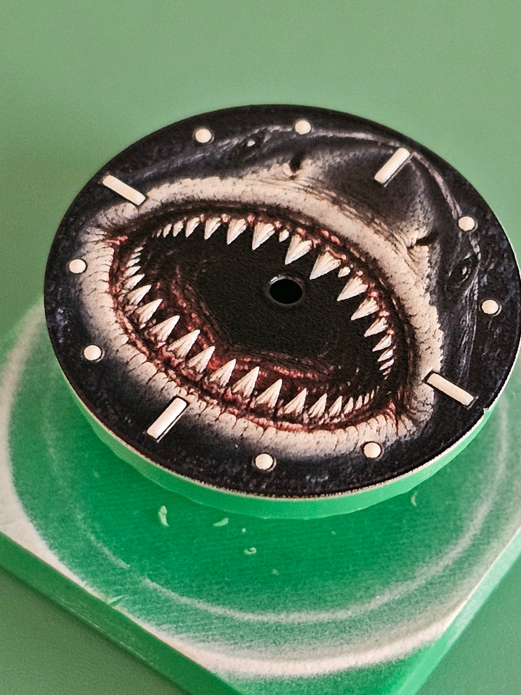 Shark Jawz NH Dial
